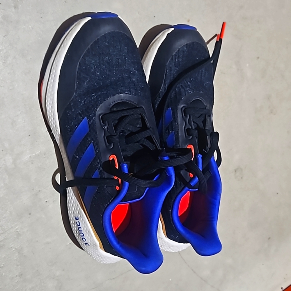Boys Adidas Bounce